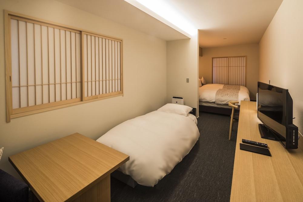 Tomoya Residence Hotel Kyoto Buitenkant foto